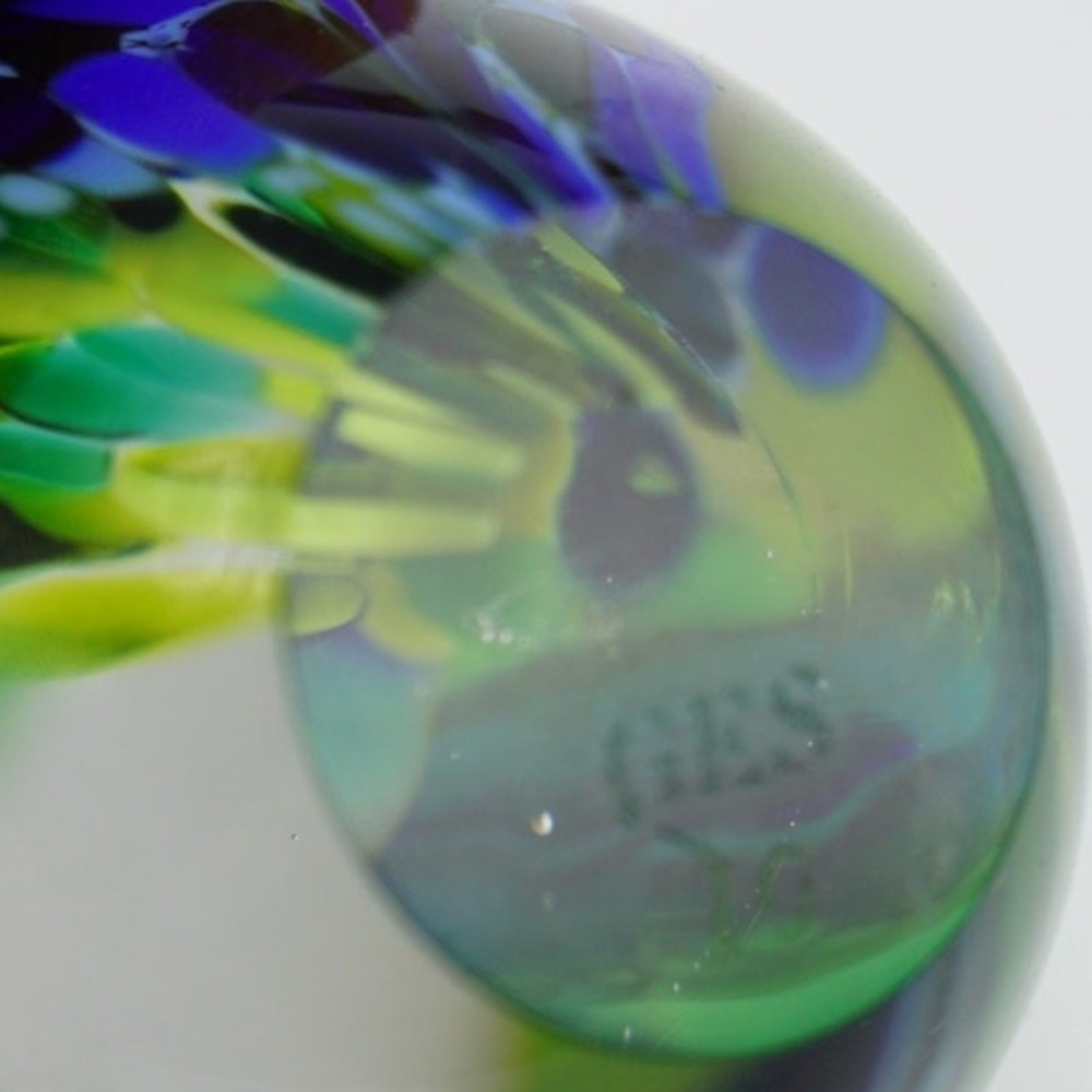 Glass Eye Studio Multicolor Iridescent Egg Shape Paperweight GES 2010 - Picture 5 of 5